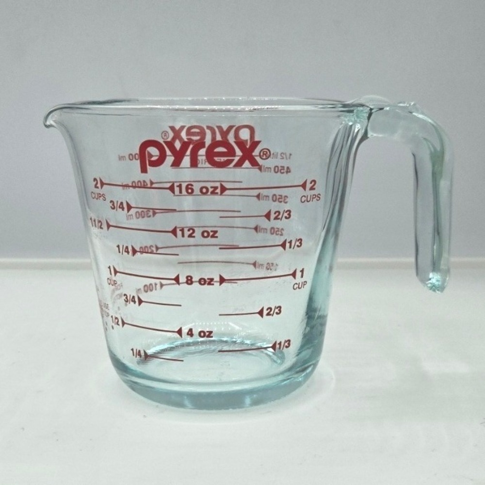 Vintage Pyrex 2 Cup 16 oz Clear Glass Measuring Cup Red Lettering Made in USA